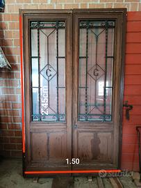 Portone in legno e ferro battuto 
