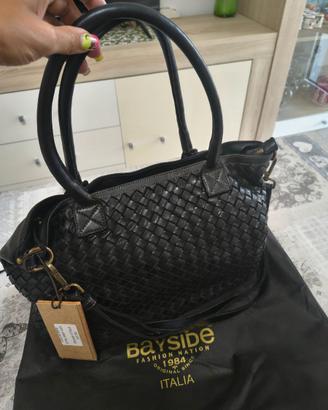 Borsa Bayside84