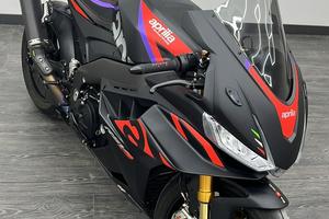 Rsv4 factory 1100