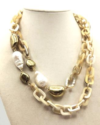 Collana CORNO naturale, PERLE scaramazze e ottone