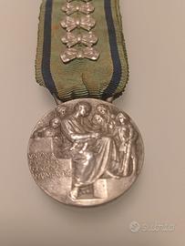 FASCISMO MEDAGLIA UNIONE FAMIGLIE