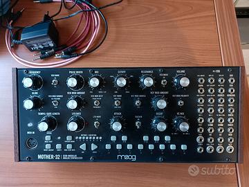 Moog Mother 32 