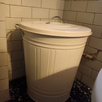 Bidone per portabiancheria o rifiuti