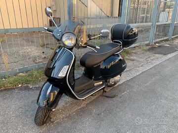 Vespa 300 GTS