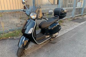 Vespa 300 GTS