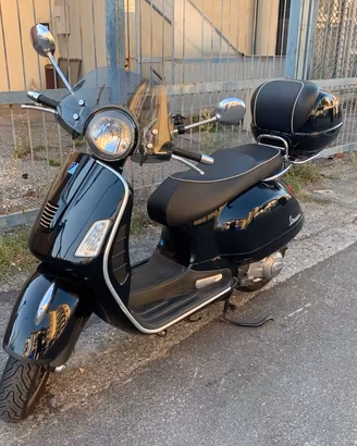 Vespa 300 GTS