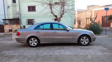 Mercedes-Benz E270 CDI Avantgarde