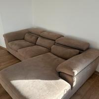 Divano Poltrone Sofà con chaise longue