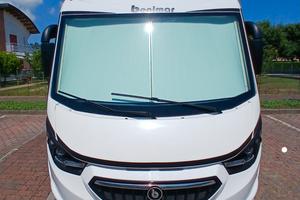 Benimar Amphitryon 940  5 posti