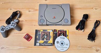 Sony PlayStation 1 + Accessori + Tomb Raider 