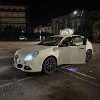 Alfa Romeo Giulietta 1.6 JTDm-2 105 CV Exclusive