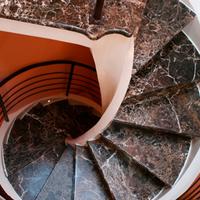 Scale in pietra e marmo