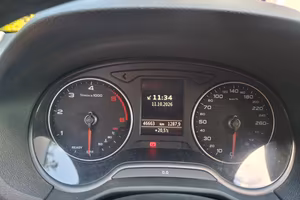 audi Q2 30 Sline Stronics