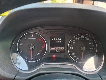 audi Q2 30 Sline Stronics