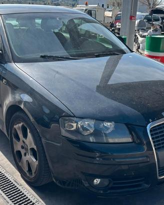 AUDI A3 SPORTBACK per ricambi usati