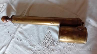 spruzzatore Insetticida DDT vintage in ottone 