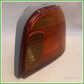 Fanale Fanalino Destro DX Koito Toyota Yaris