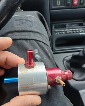 regolatore pressione benzina 