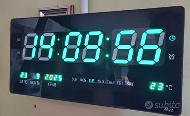 Orologio,sceglia calendario e termometro ambiente 