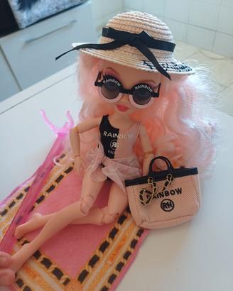 Rainbow high pacific coast doll bella Parker 