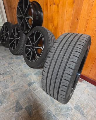 Cerchi in lega MSW X4 17" e gomme Continental