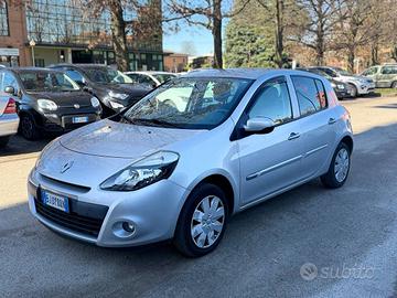 Renault Clio 1.2 16v Live! 5p