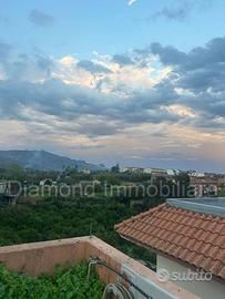 Appartamento panoramico a Fiumefreddo di Sicilia