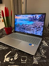 HP - i5 - 16 GB RAM  - 512 SSD GB - Nuovo