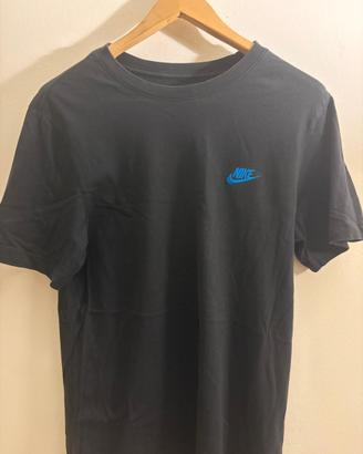Maglietta Nike oversize taglia L