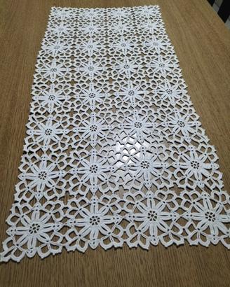 Centrino Tricot fatto a Mano