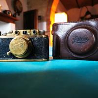Leica 1938 copia con borsa in cuoio