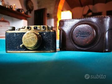 Leica 1938 copia con borsa in cuoio