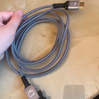 connettore hdmi e connettore vga