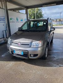 Fiat Panda 1.3 MJT 16V DPF 4x4 Climbing