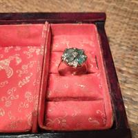 Anello oro smeraldi e diamanti