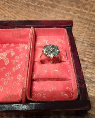 Anello oro smeraldi e diamanti