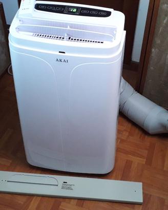 Condizionatore Akai 12000BTU con pompa calore