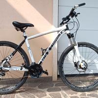 Mountain bike X-trail 27.5
