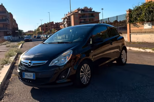 Opel Corsa D 1.2 Benzina 3 porte
