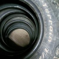  4 BF Goodrich All-Terrain 245/70 r16 T/A
