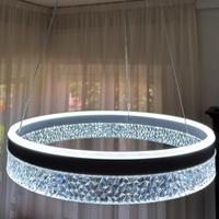 Lampadario a LED con lavorazione cristallo
