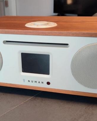 Numan ONE 2.1 design radio