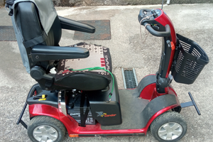 Scooter elettrico per anziani