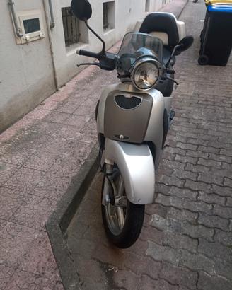 scarabeo 200 GT anche per ricambi o permuta