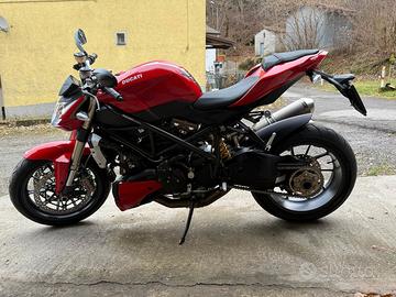 Ducati Streetfighter