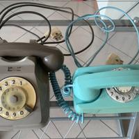 2 telefoni vintage