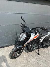 KTM Duke 390