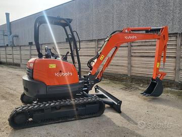 MiniEscavatore usato KUBOTA U35-3