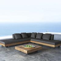 Divano angolare da giardino