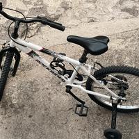 Bicicletta mtb bambino da 19”+ rotelle